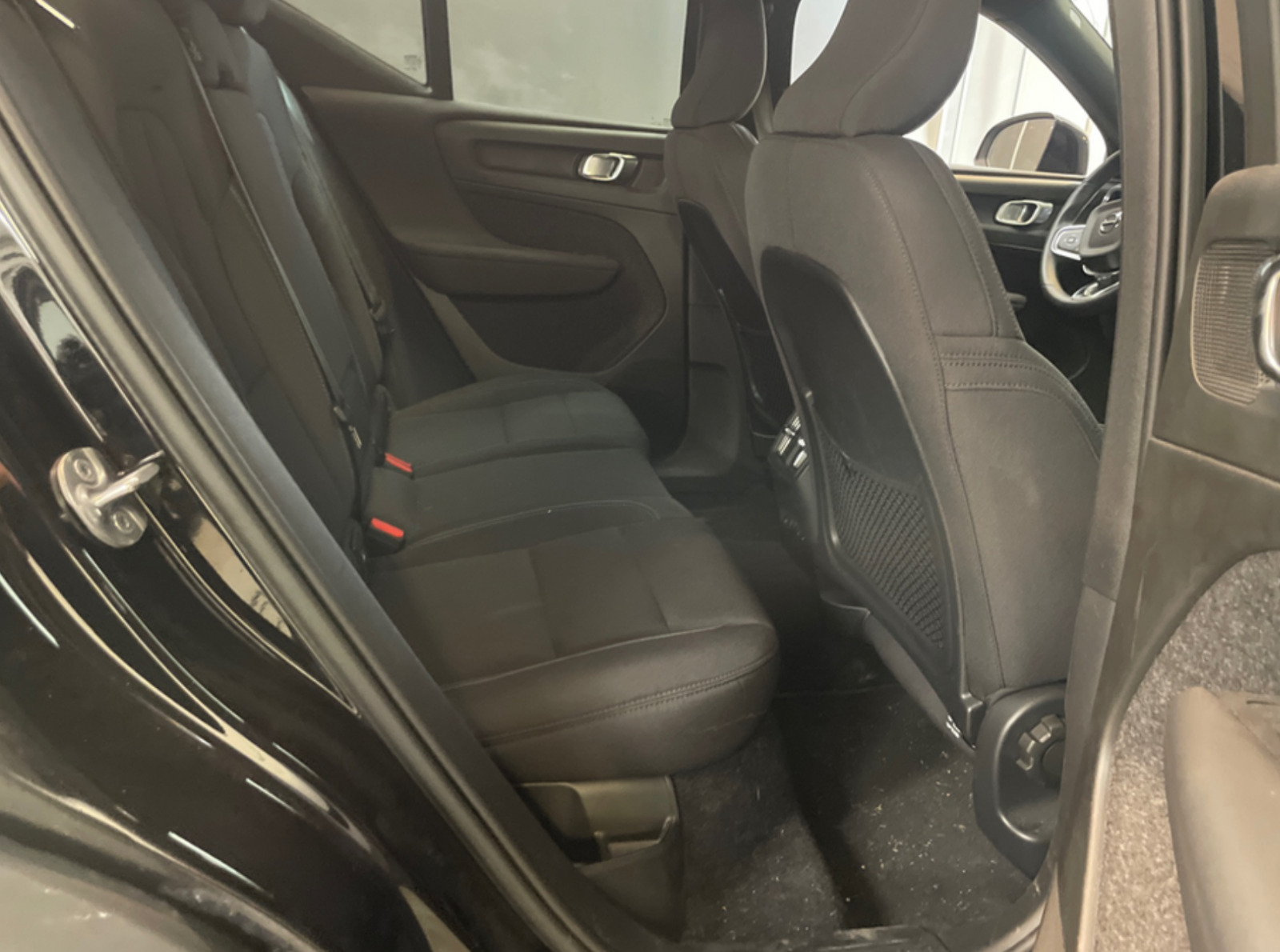 Sort Volvo XC40 fra 2023