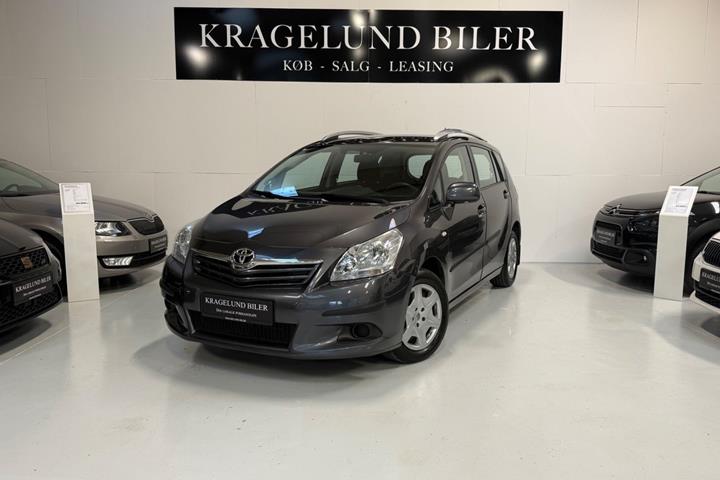 undefined Toyota Verso fra 2010