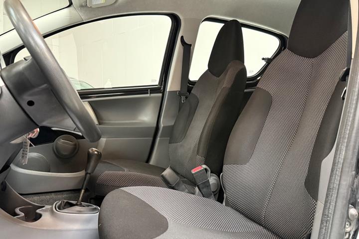 undefined Toyota Aygo fra 2010