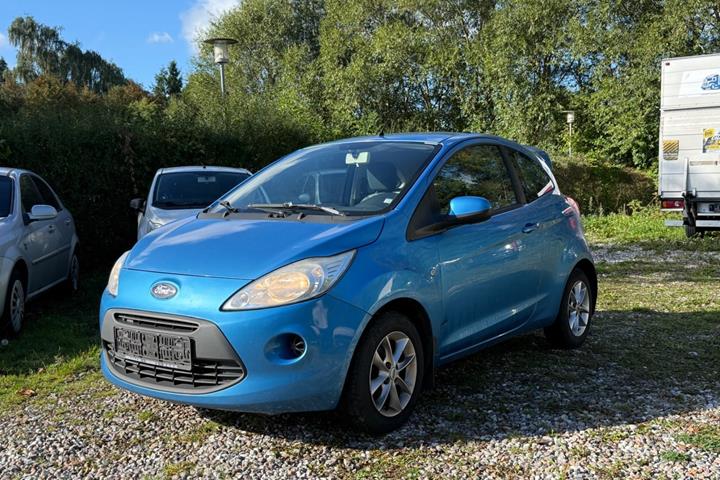Blå Ford Ka fra 2012
