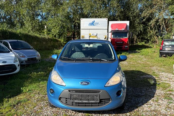 Blå Ford Ka fra 2012