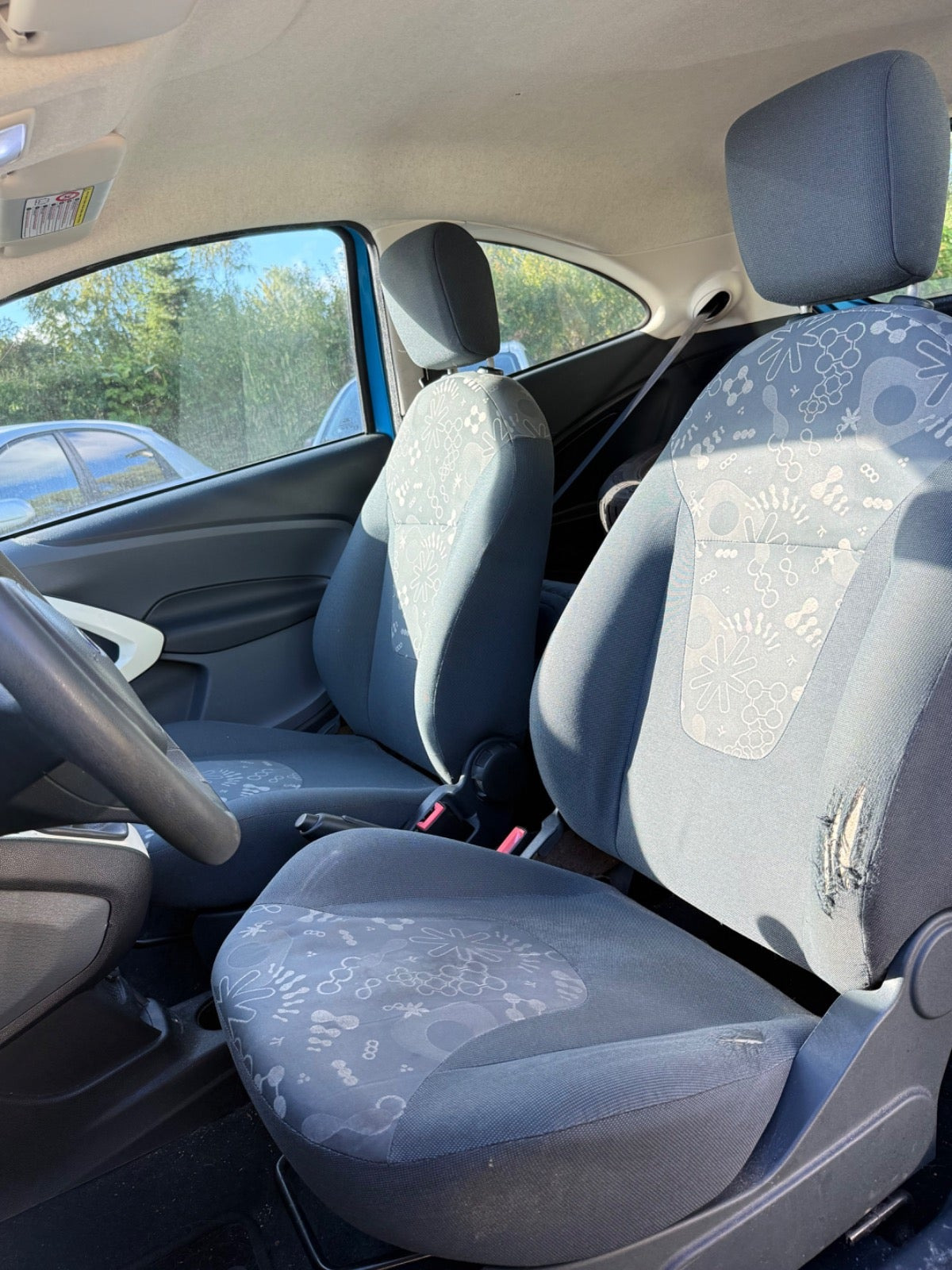 Blå Ford Ka fra 2012