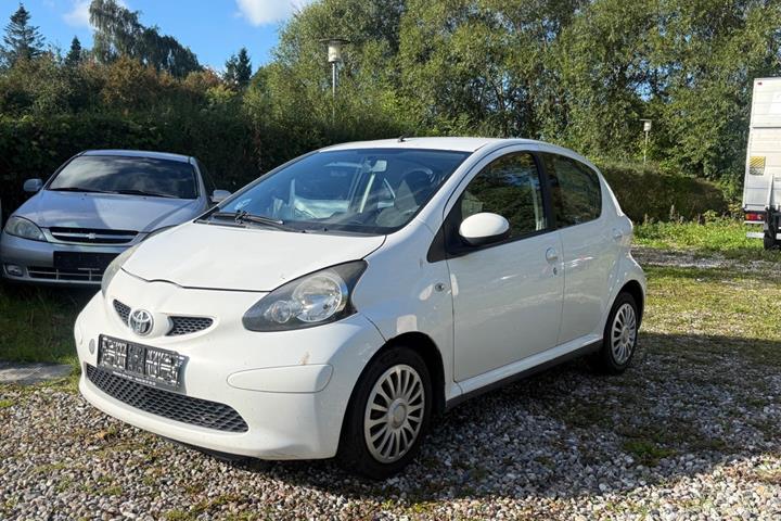 undefined Toyota Aygo fra 2010