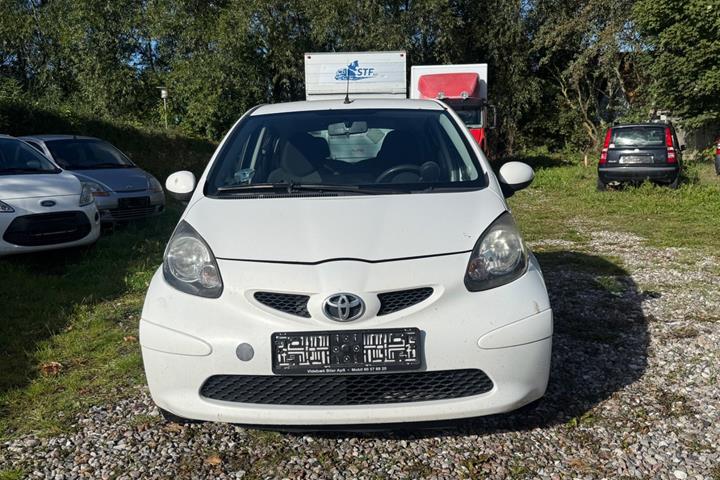 undefined Toyota Aygo fra 2010