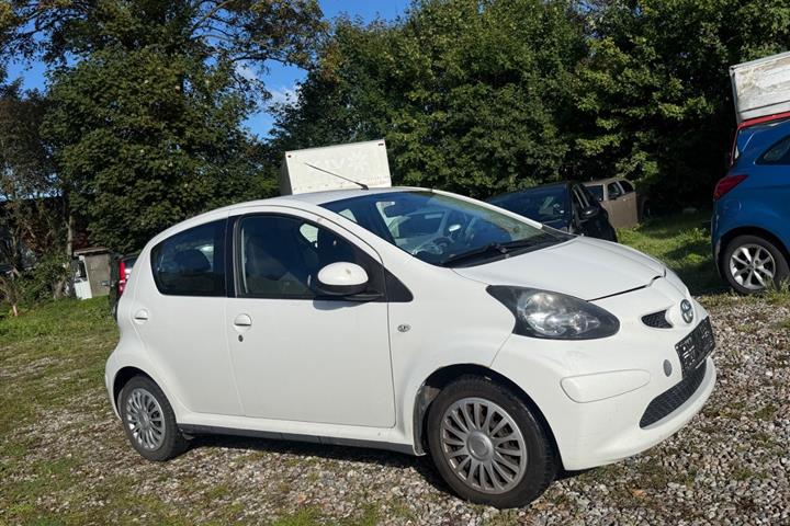 undefined Toyota Aygo fra 2010
