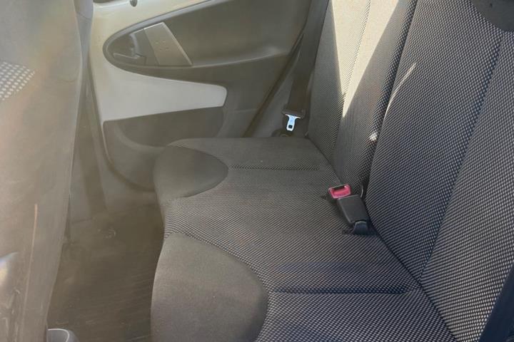 undefined Toyota Aygo fra 2010