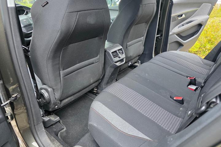 Brun Peugeot 3008 fra 2018