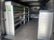 Sort Mercedes Vito 119 fra 2021