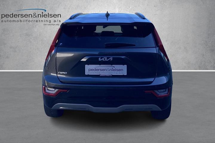 Grå Kia Niro EV fra 2024