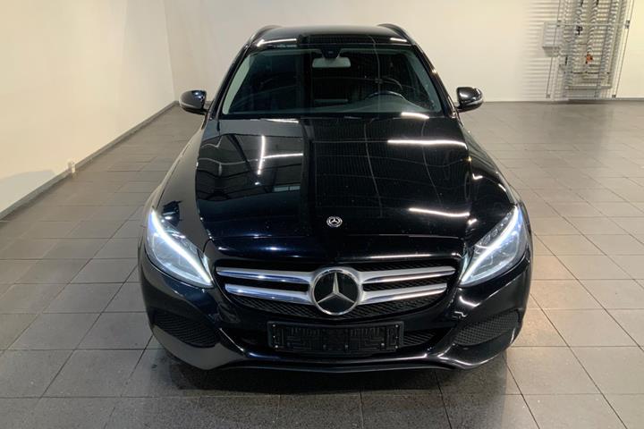 Sort Mercedes C220 d fra 2017