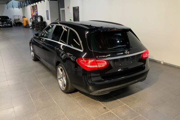 Sort Mercedes C220 d fra 2017