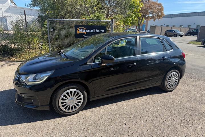 Grøn Citroën C4 fra 2015
