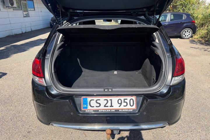 Grøn Citroën C4 fra 2015