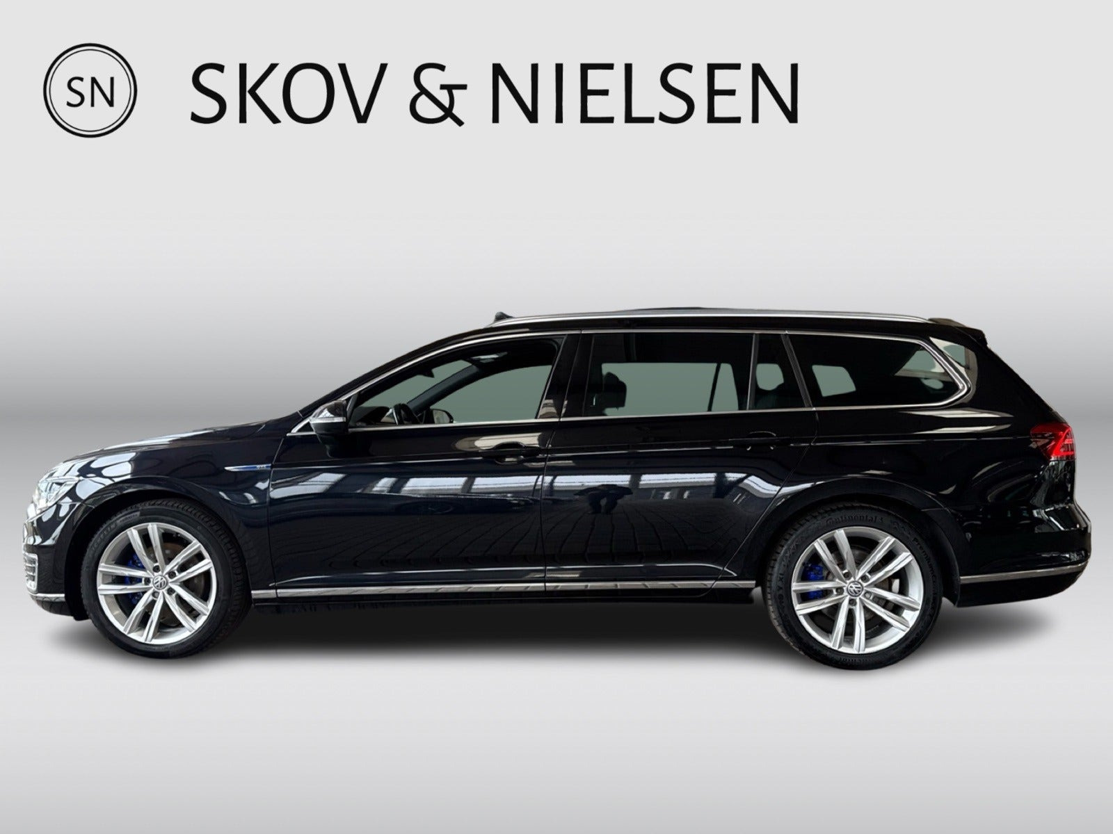 Sort VW Passat fra 2018