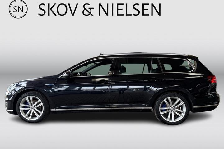 Sort VW Passat fra 2018