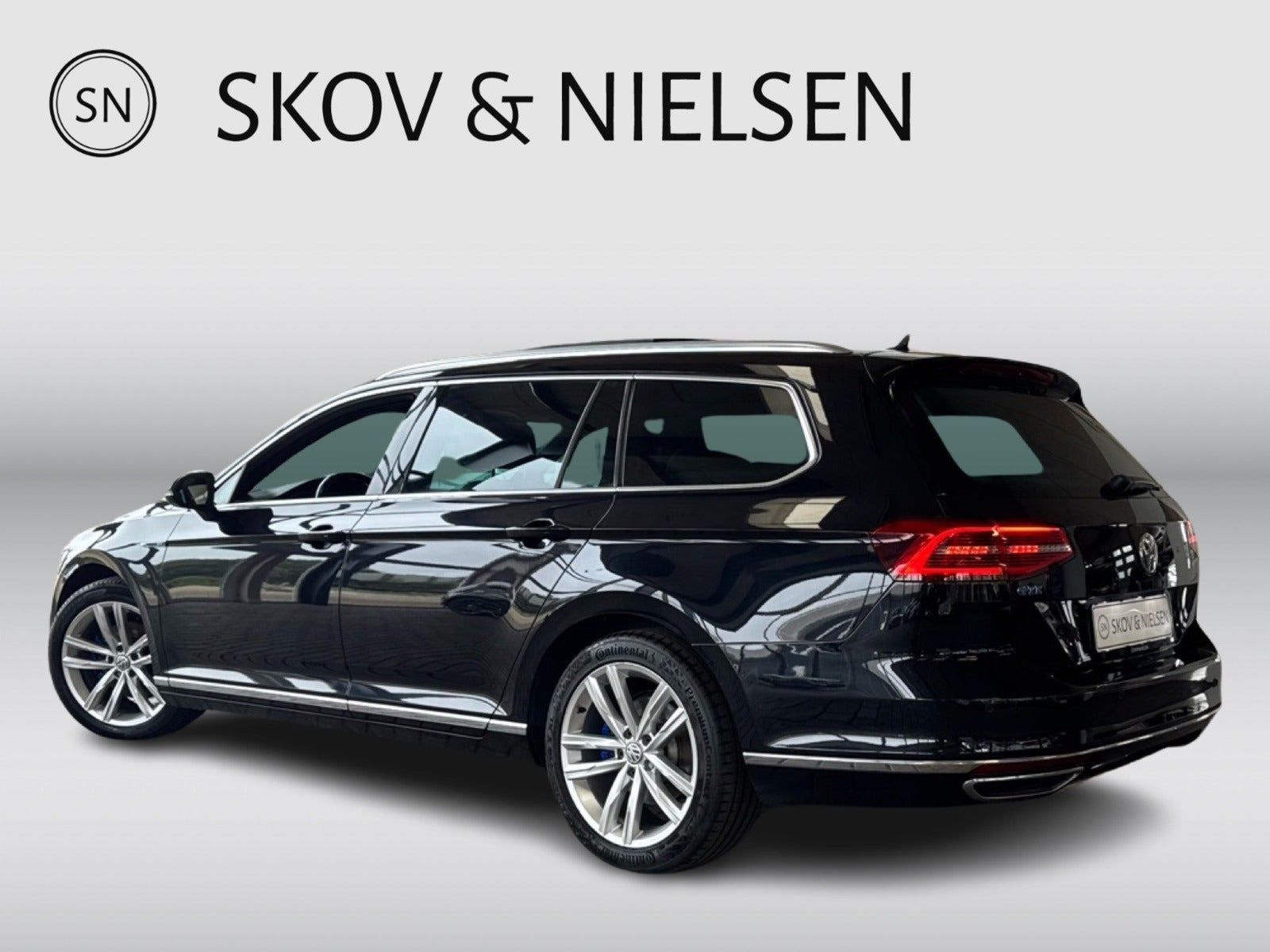 Sort VW Passat fra 2018