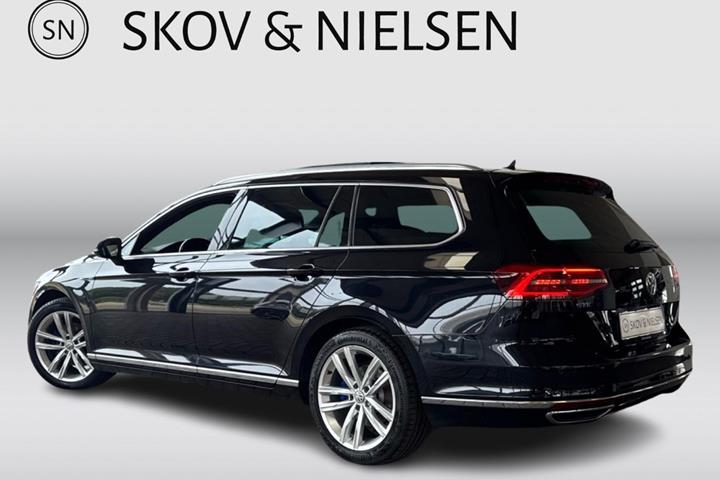 Sort VW Passat fra 2018