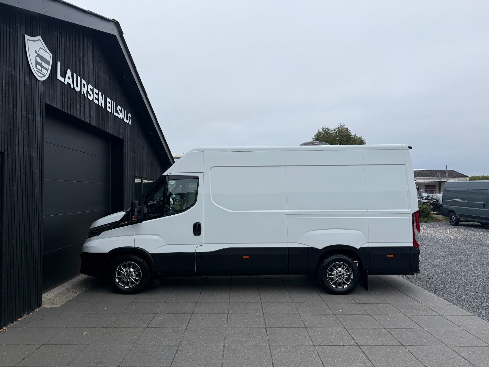 Hvid Iveco Daily fra 2022