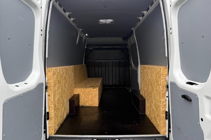 Hvid Iveco Daily fra 2022