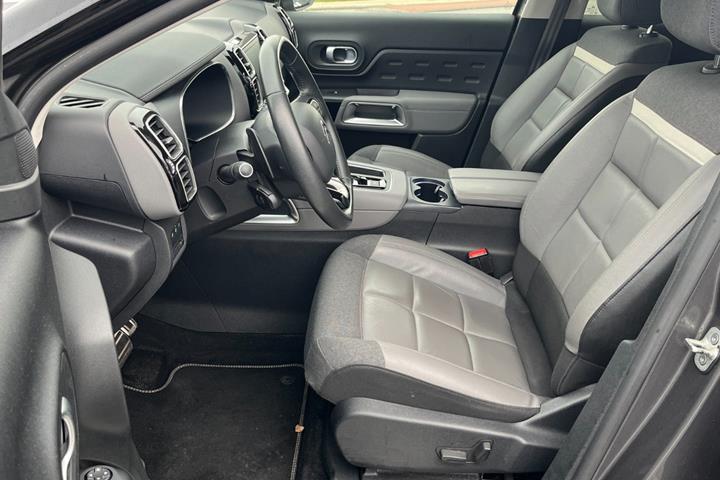 Grå Citroën C5 Aircross fra 2021