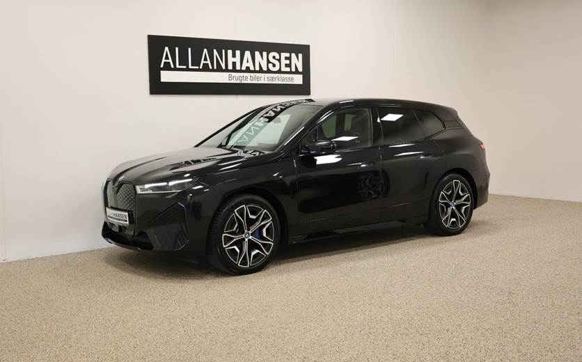 BMW iX xDrive40 Supercharged