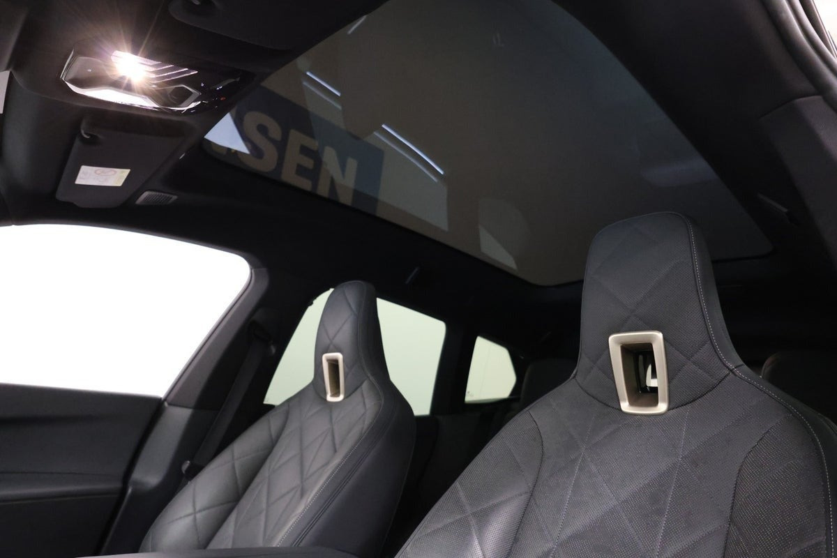 Sort BMW iX fra 2022
