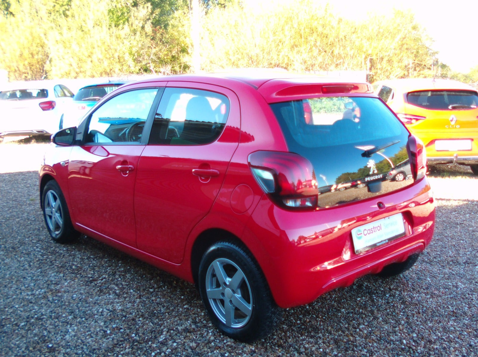 Rød Peugeot 108 fra 2014