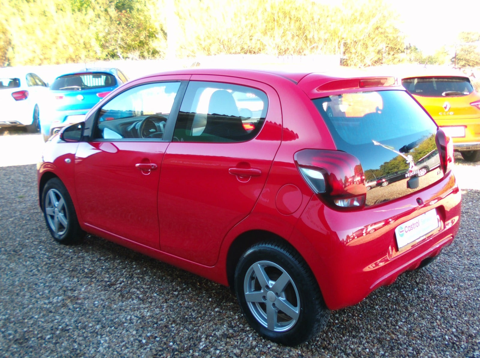 Rød Peugeot 108 fra 2014