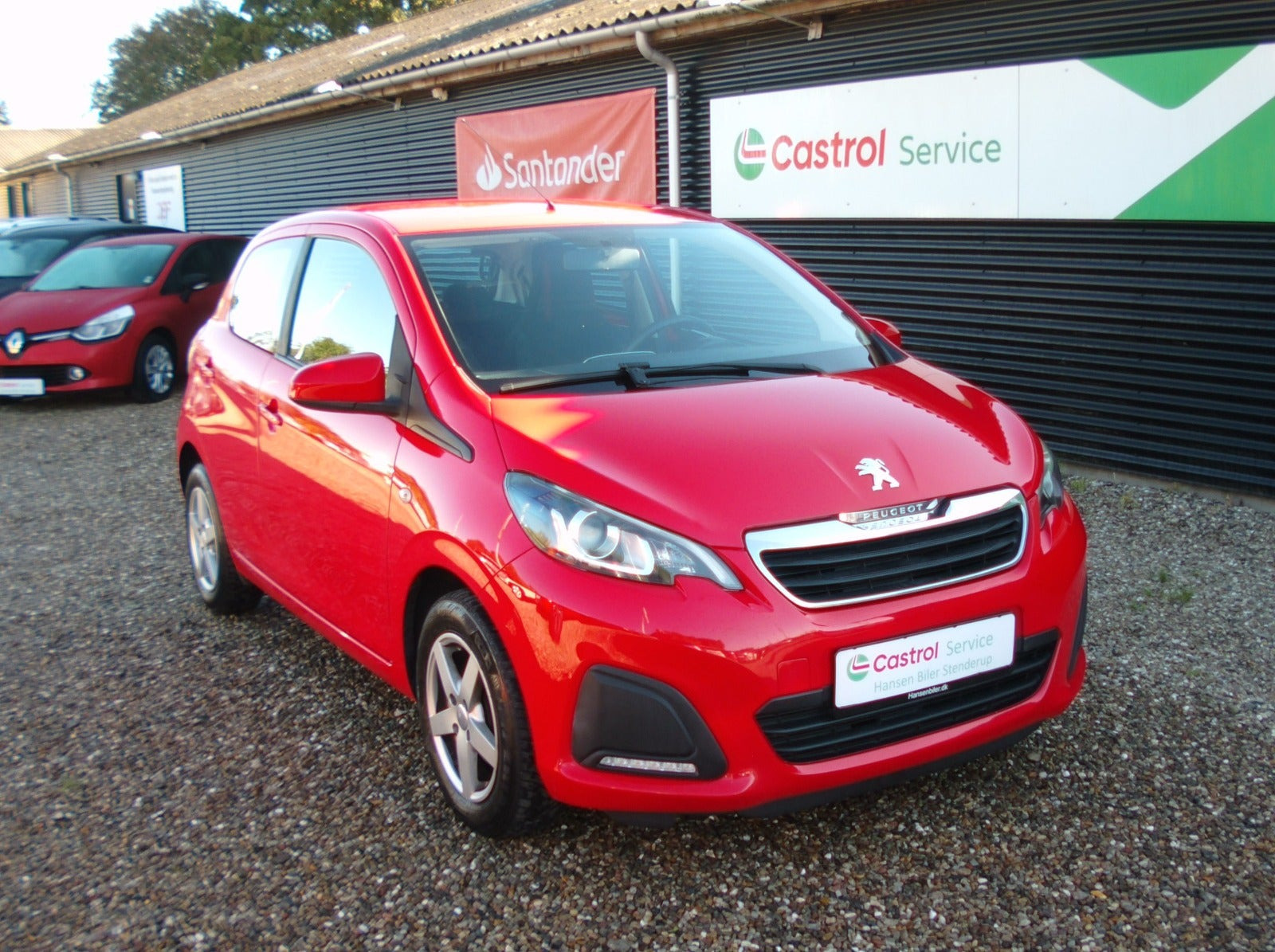 Rød Peugeot 108 fra 2014