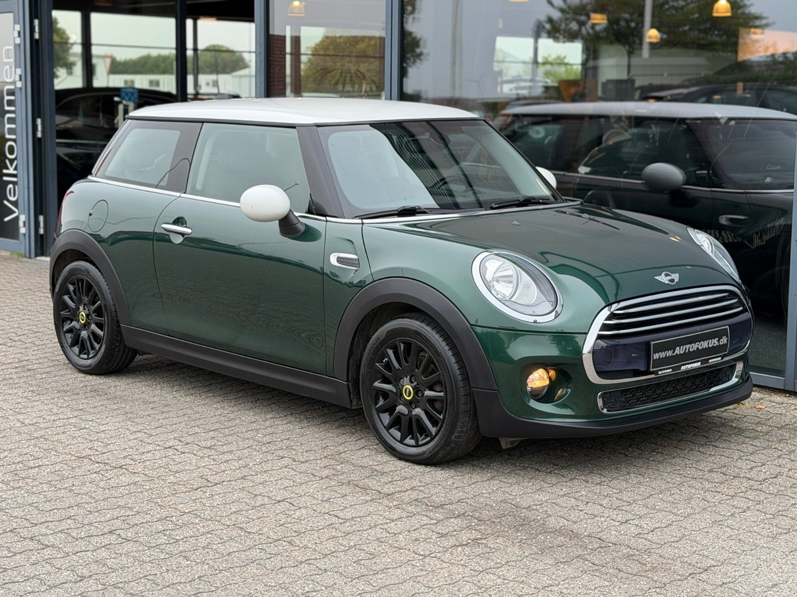 Mini Cooper 1,5 aut.