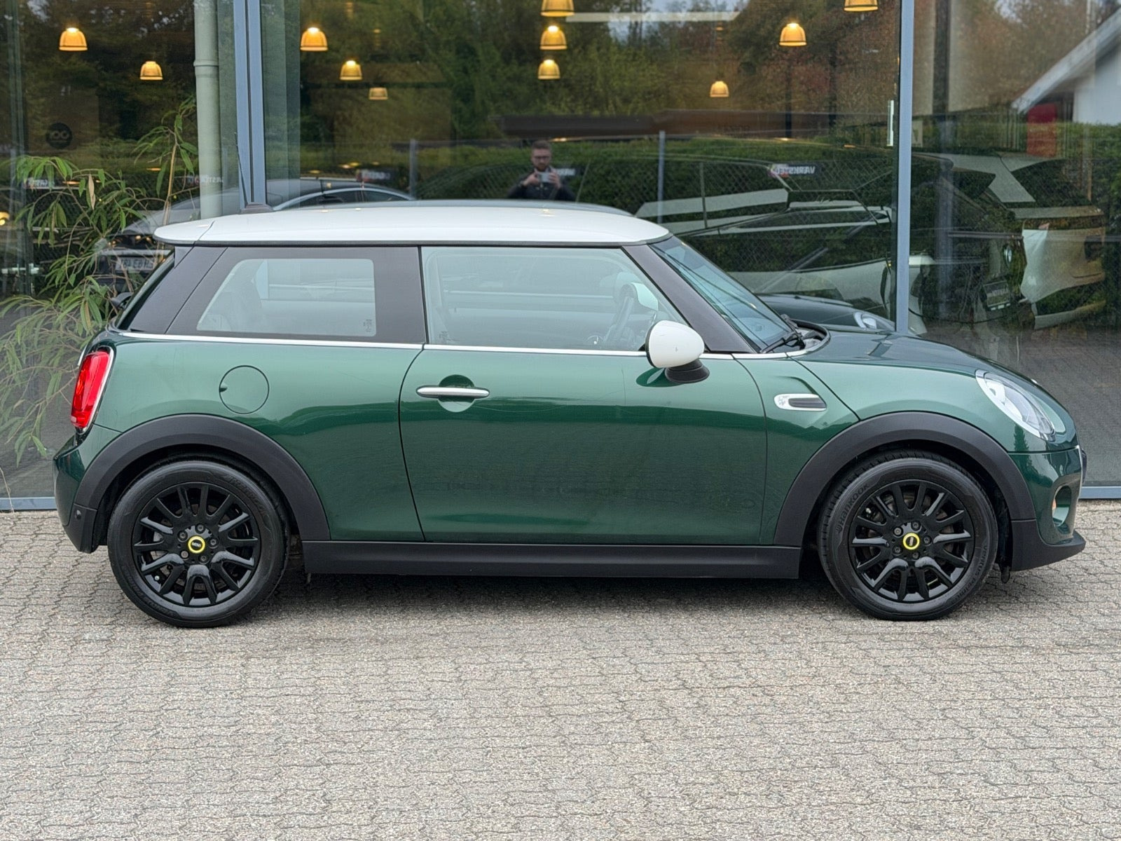 Grøn Mini Cooper fra 2015