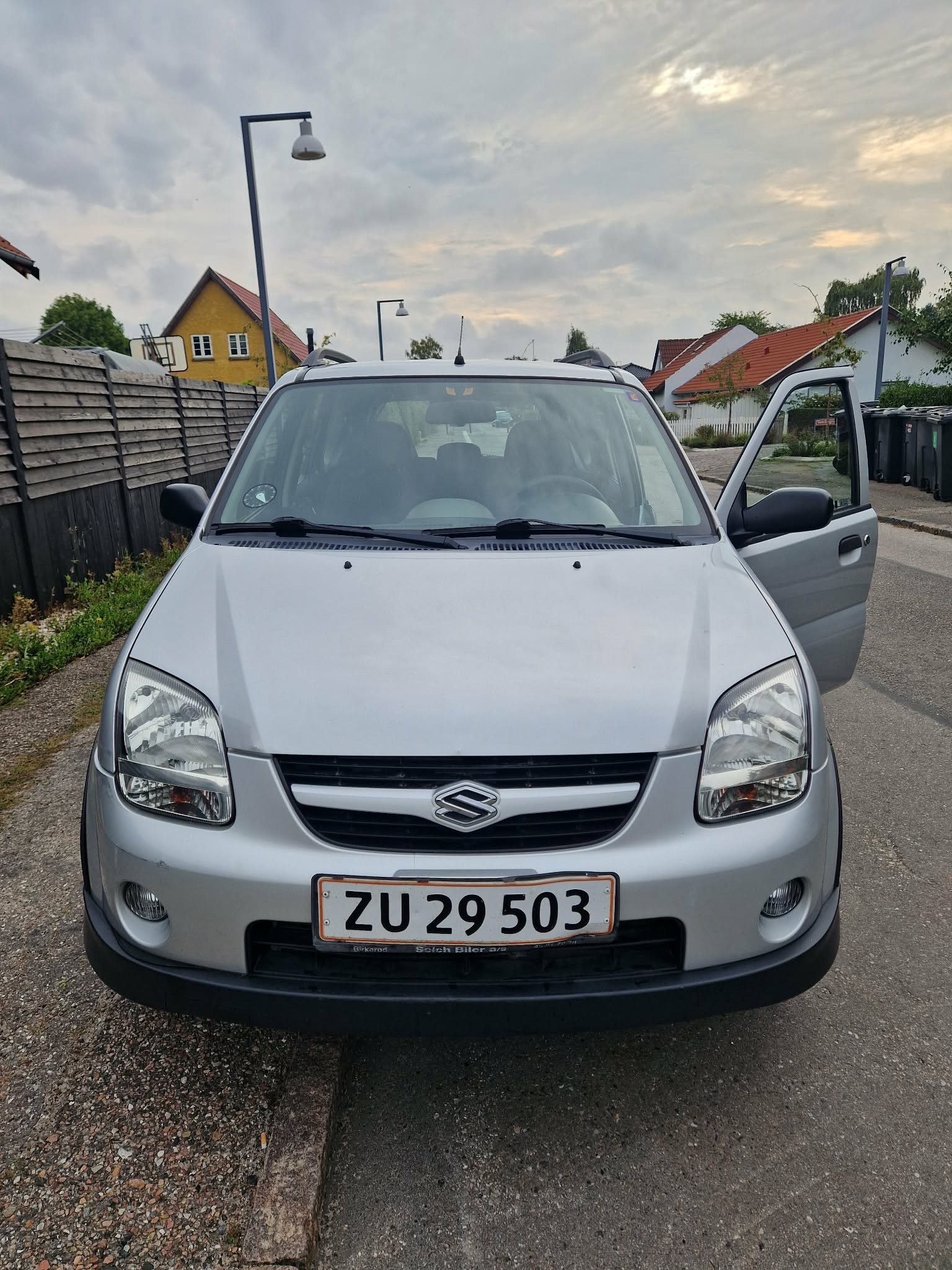 undefined Suzuki Ignis fra 2005