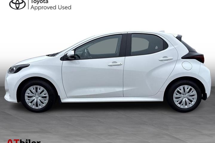 Hvid Toyota Yaris fra 2022