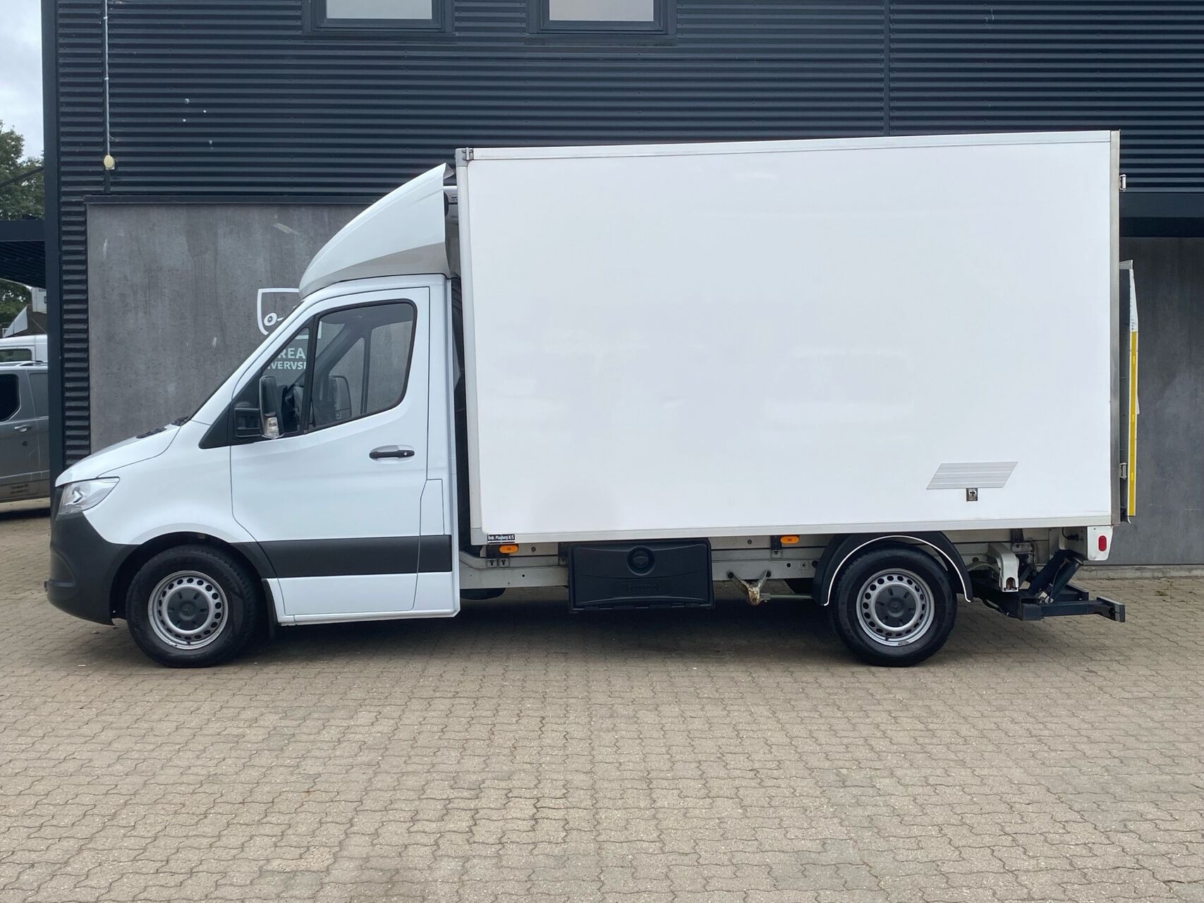 Hvid Mercedes Sprinter fra 2021