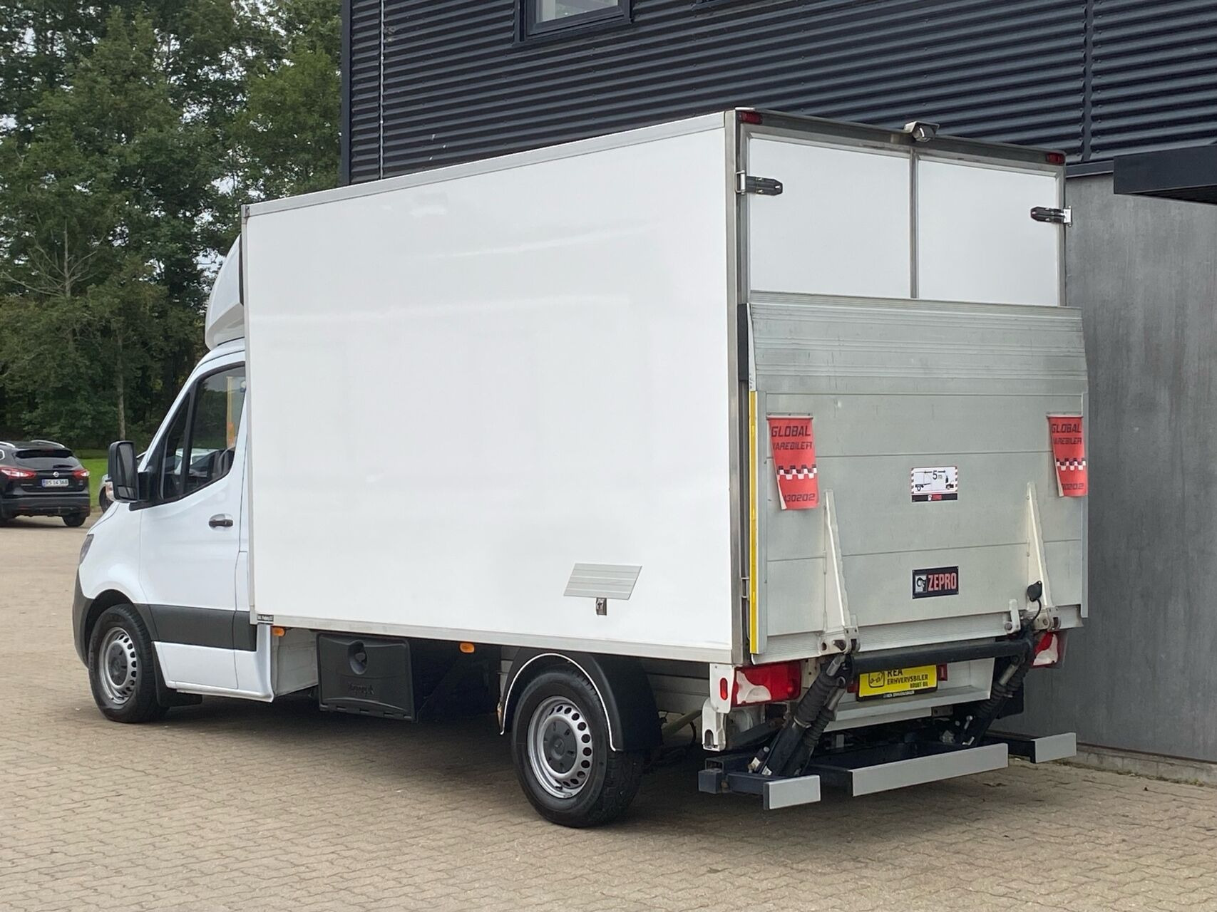 Hvid Mercedes Sprinter fra 2021