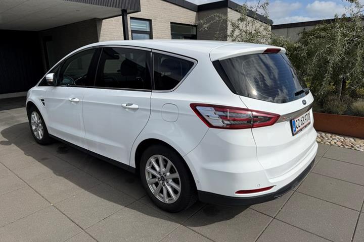 undefined Ford S-MAX fra 2015