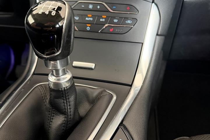 undefined Ford S-MAX fra 2015