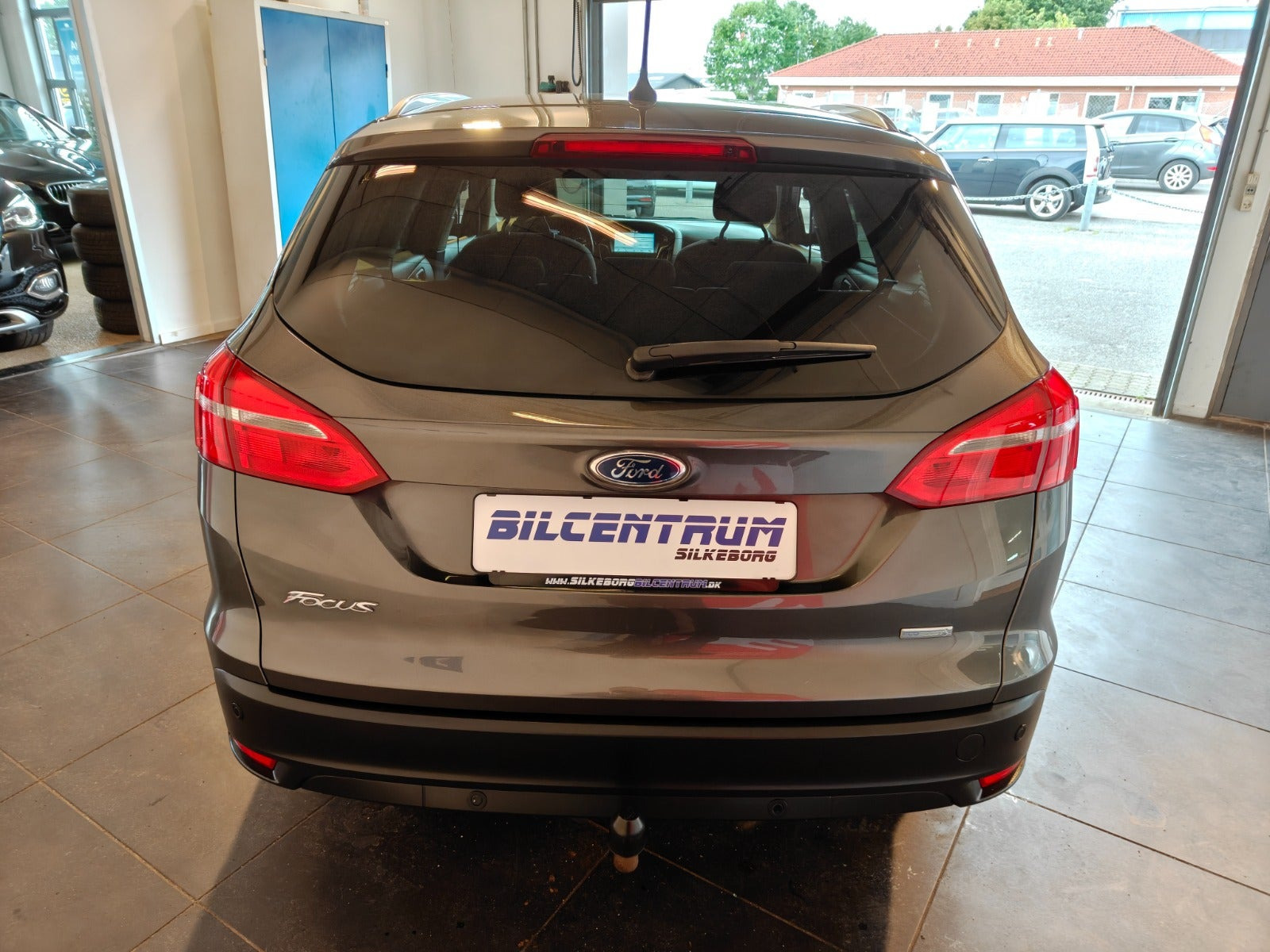 Grå Ford Focus fra 2017
