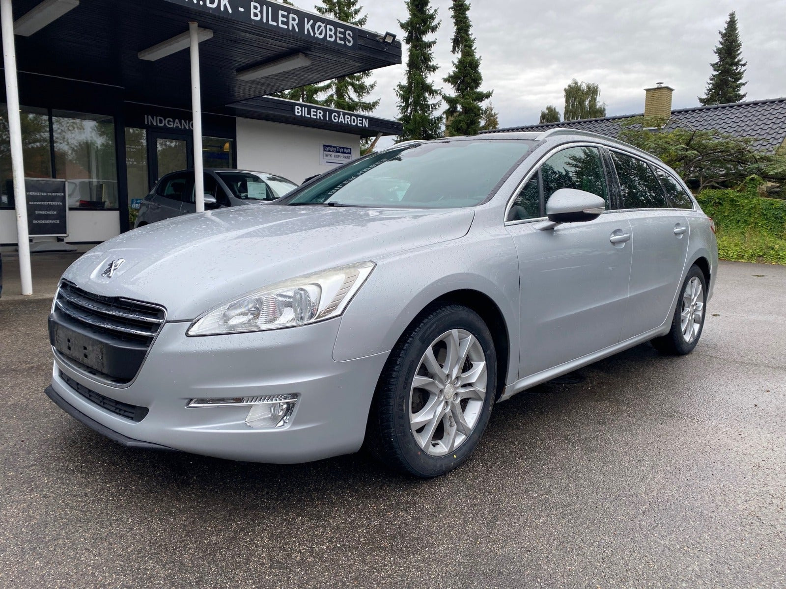 Sølv Peugeot 508 fra 2011