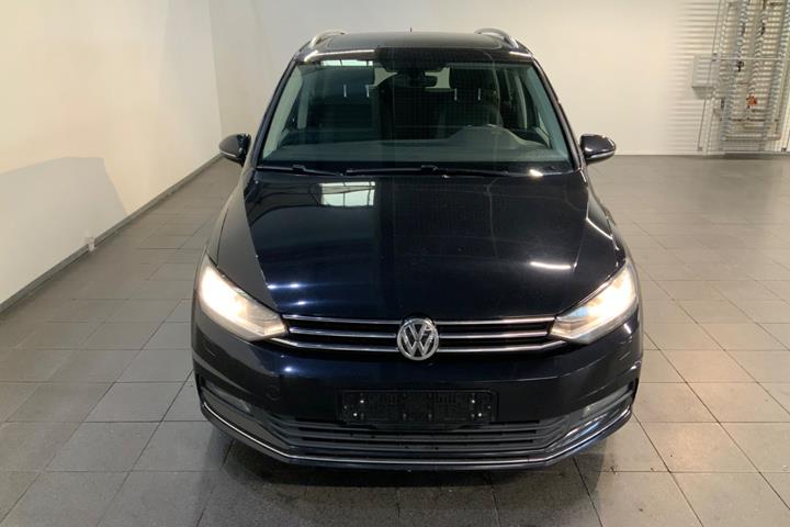 Sort VW Touran fra 2017