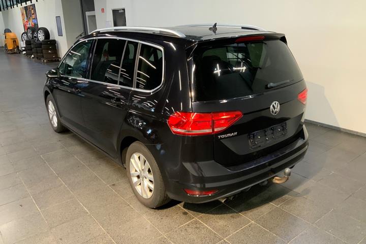 Sort VW Touran fra 2017