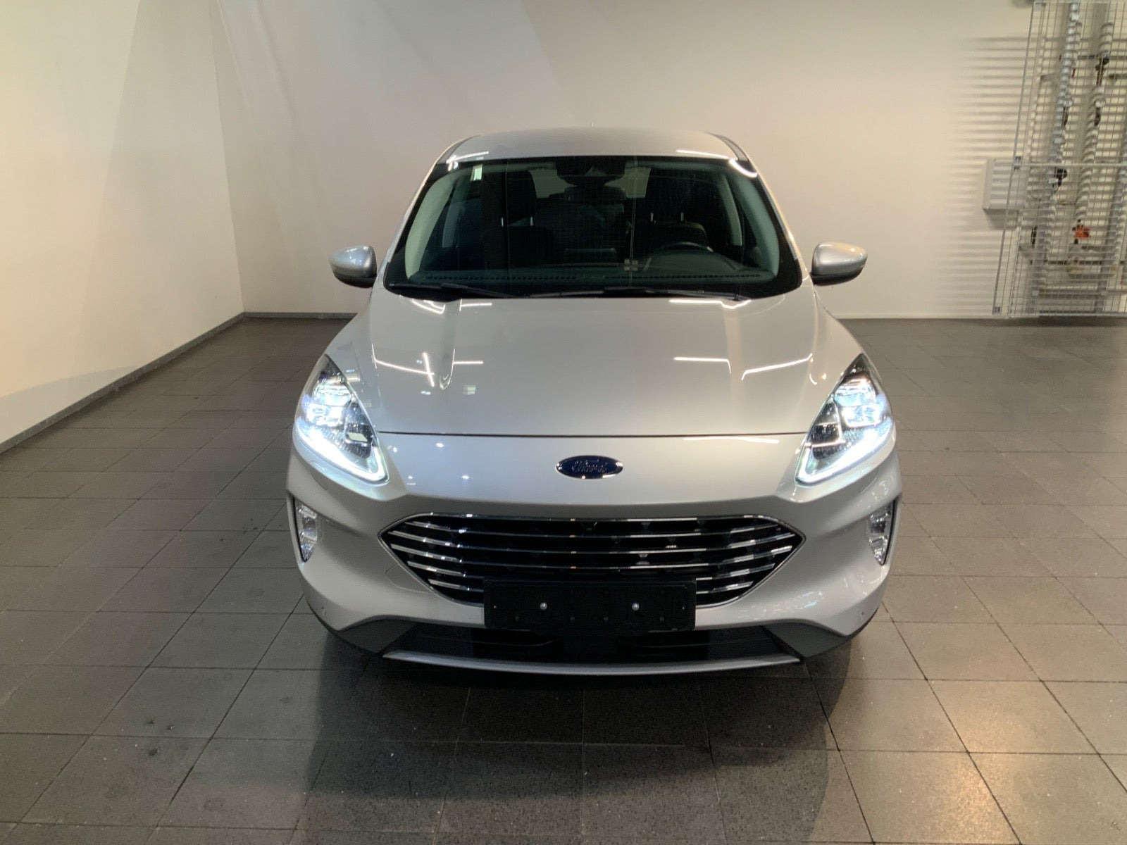 Sølv Ford Kuga fra 2020