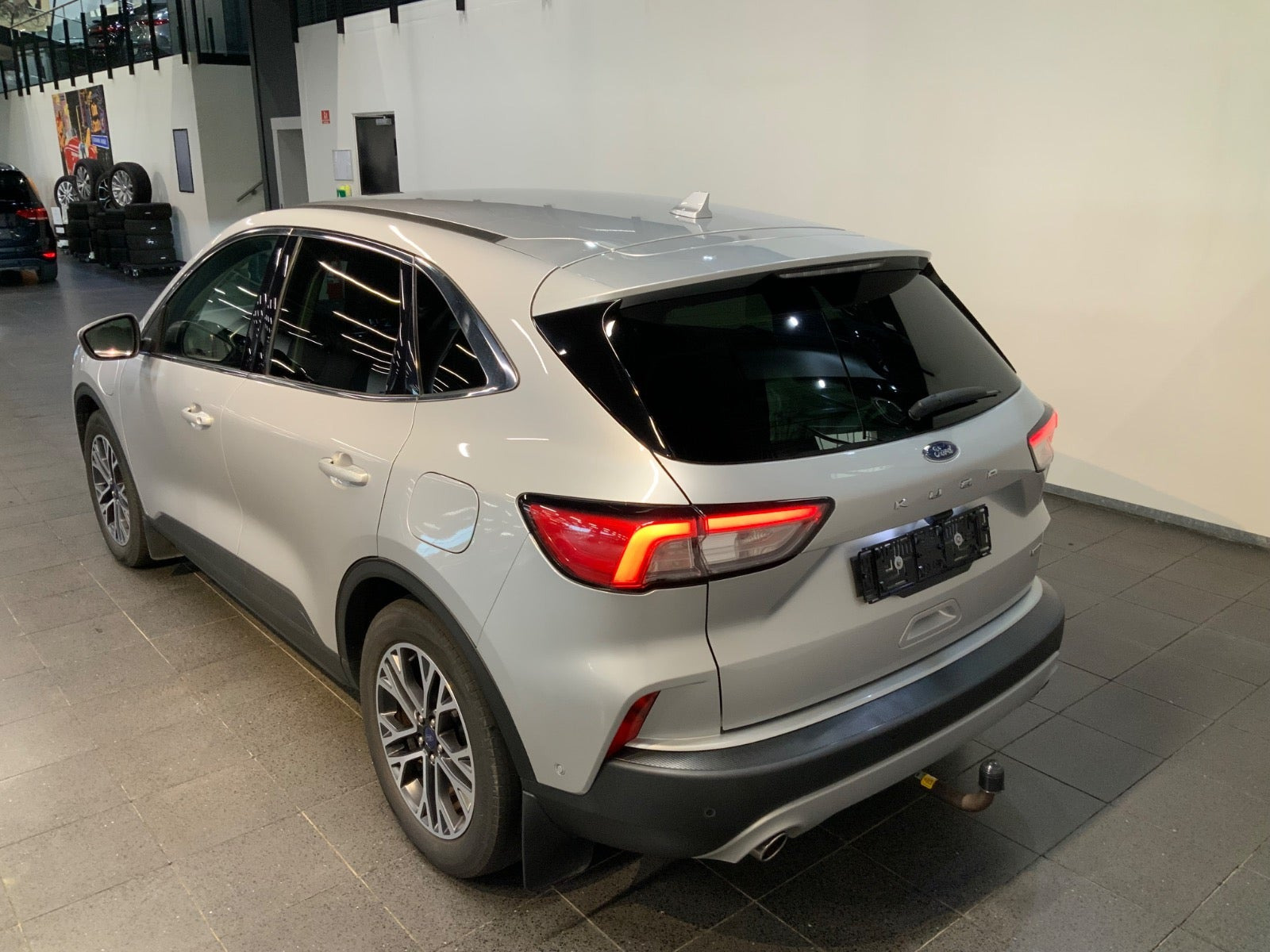 Sølv Ford Kuga fra 2020