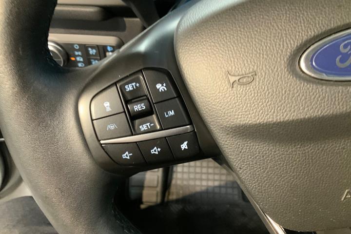 Sølv Ford Kuga fra 2020