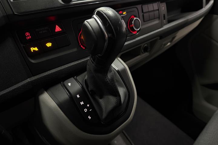undefined VW Transporter fra 2018