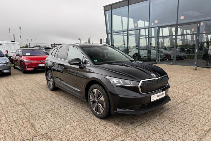 Sort Skoda Enyaq fra 2025