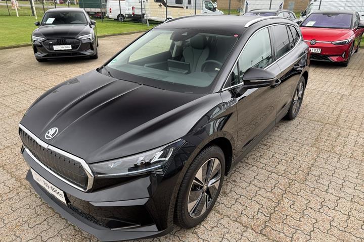 Sort Skoda Enyaq fra 2025