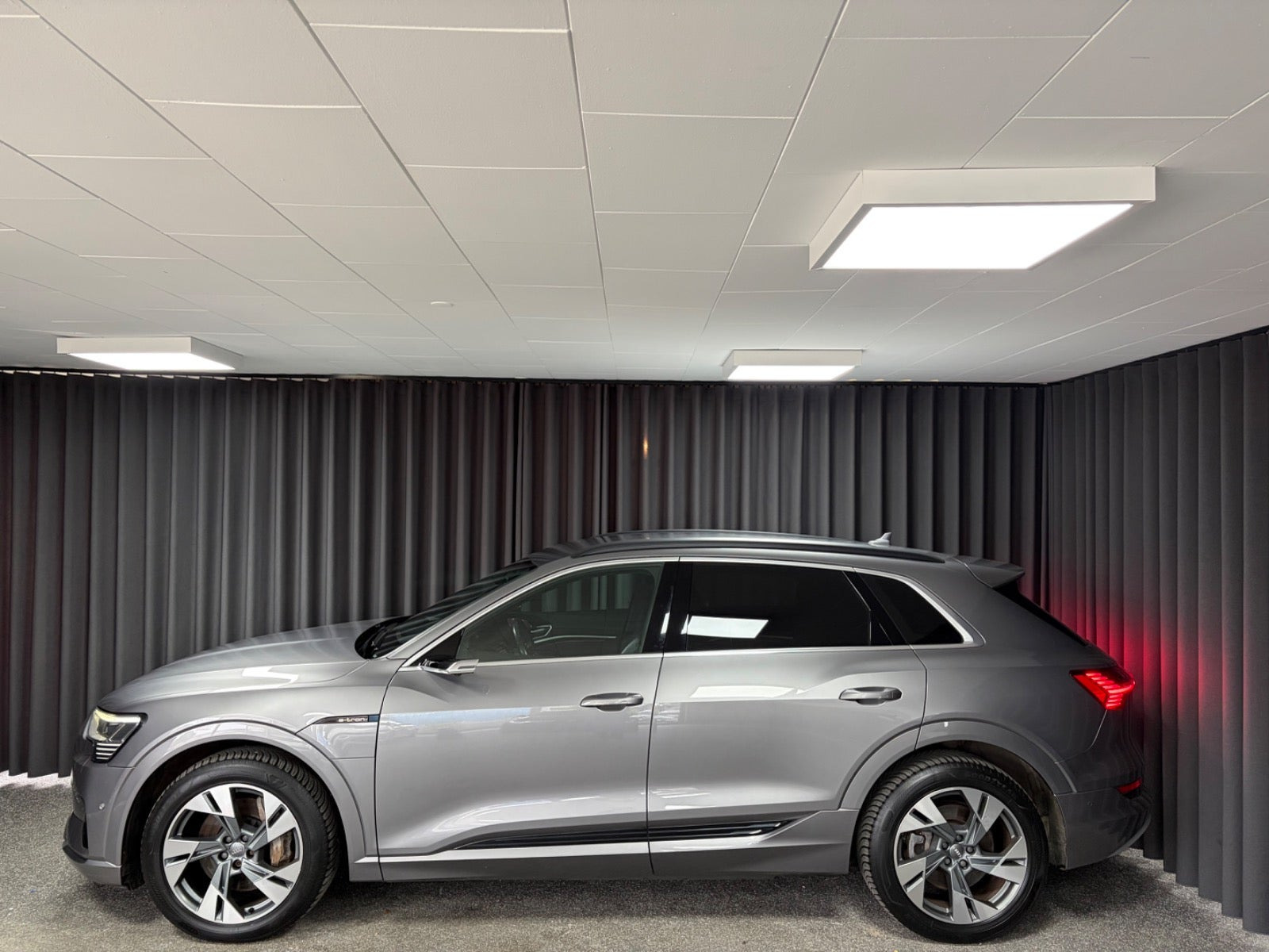 undefined Audi e-tron fra 2019