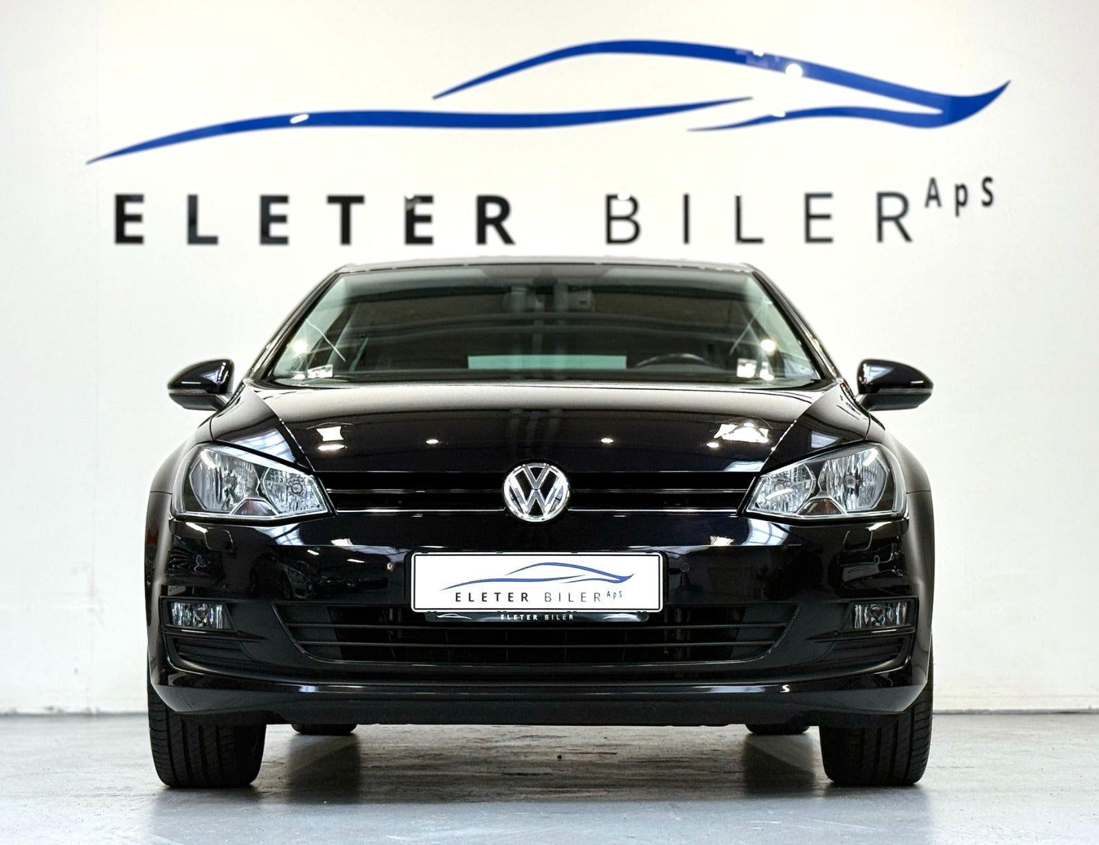 Sort VW Golf VII fra 2016