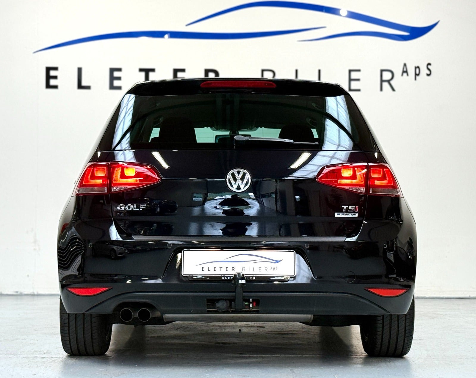 Sort VW Golf VII fra 2016